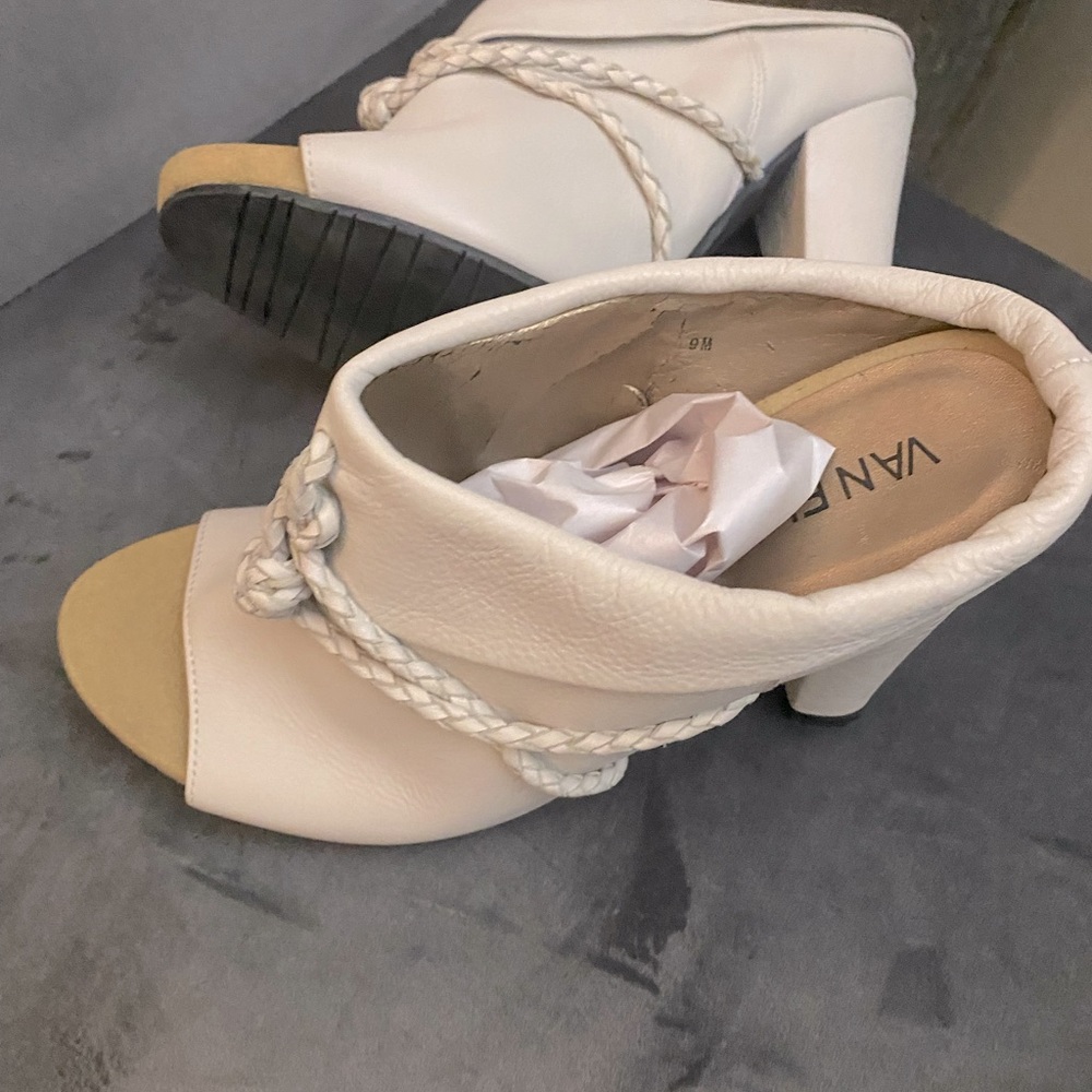 Vaneli slip on mules with braid detail- size 9